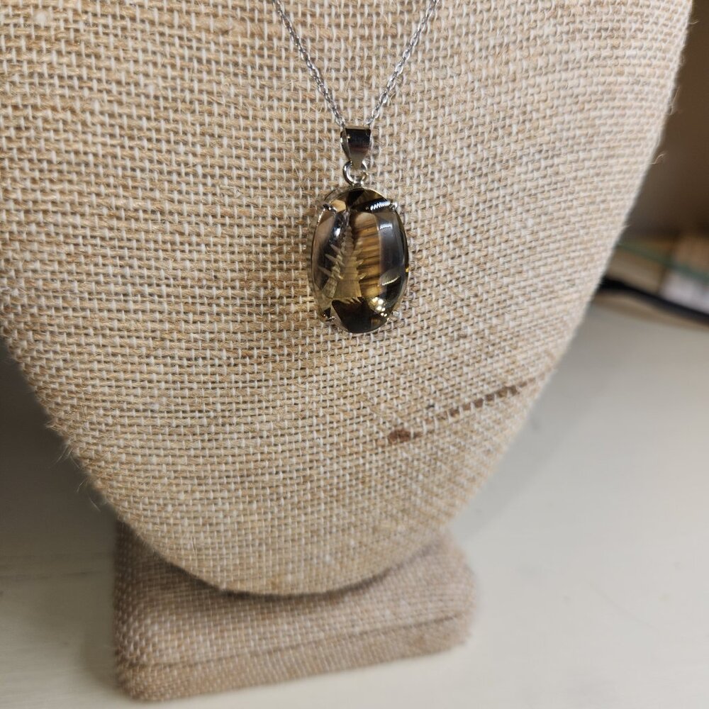 Etched Glass Pagoda Necklace - Picture 8 of 12